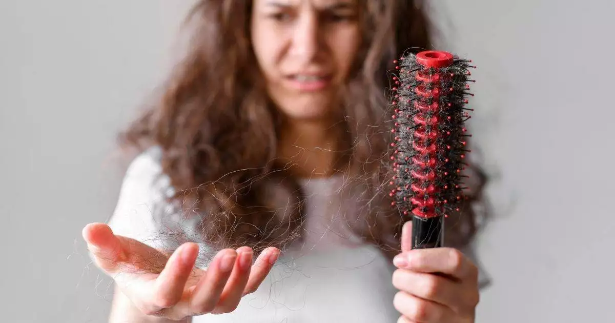 Female suffering in Thyroid Related Hair Loss issue